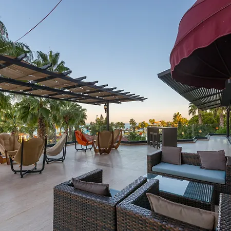 Justiniano Club Park Conti Resort Okurcalar