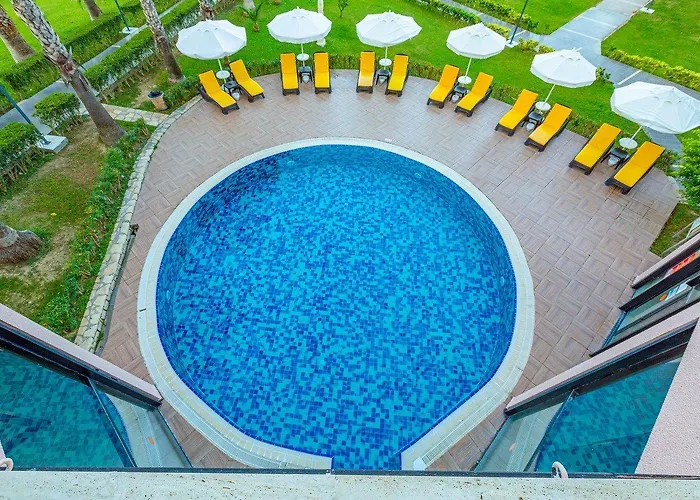 Justiniano Park Conti
