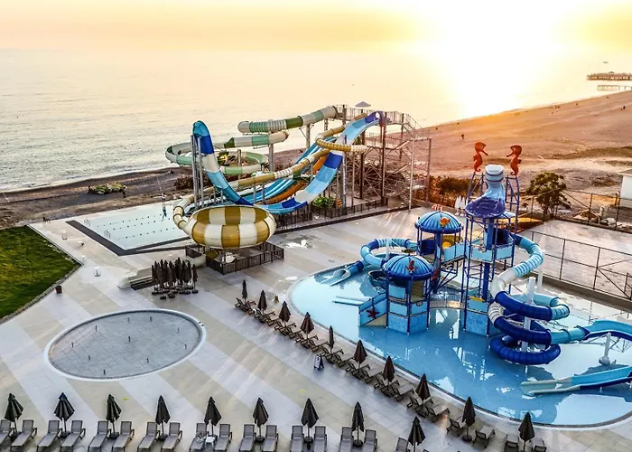 Justiniano Park Conti Okurcalar