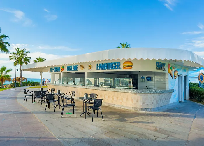 Justiniano Park Conti 4*