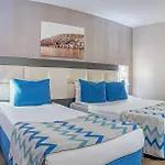 Justiniano Park Conti