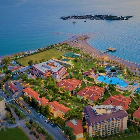Complex Justiniano Club Park Conti