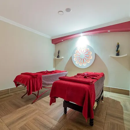 Justiniano Club Park Conti Resort 4*