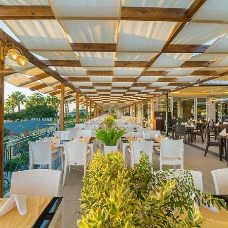 Justiniano Club Park Conti 4* Okurcalar