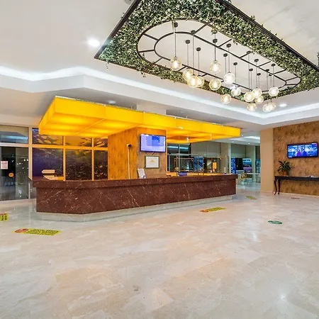 Justiniano Club Park Conti Complex Okurcalar