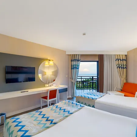Justiniano Club Park Conti Complex Okurcalar