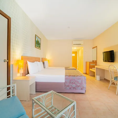 Justiniano Club Park Conti 4* Okurcalar