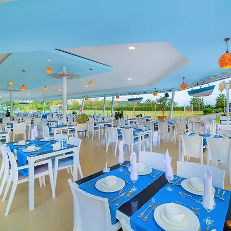 Resort Justiniano Club Park Conti 4*