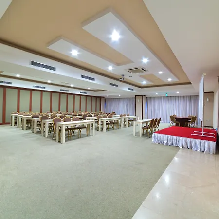 Justiniano Club Park Conti Resort 4*