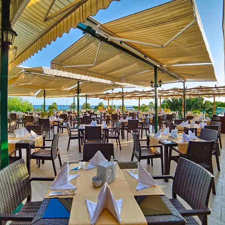 Resort Justiniano Club Park Conti Okurcalar