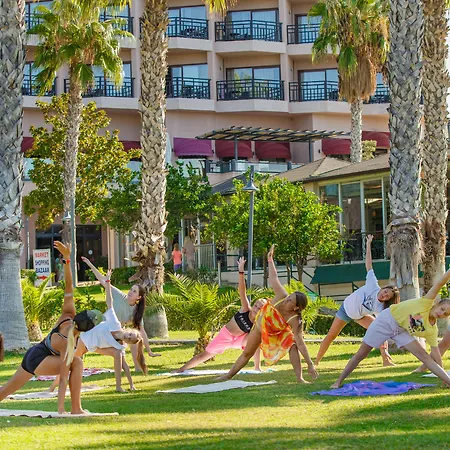 Justiniano Club Park Conti 4* Okurcalar