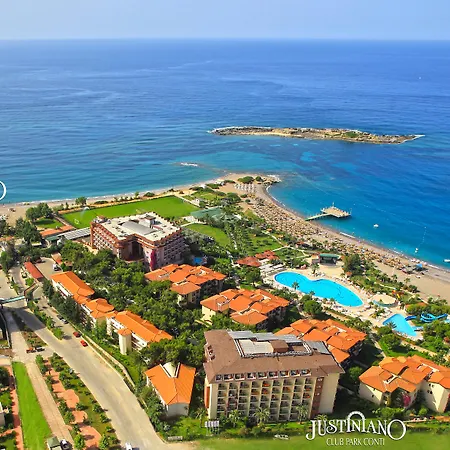 Rezort Justiniano Park Conti Okurcalar