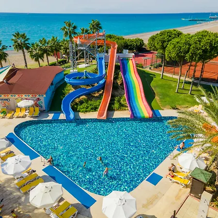 Justiniano Club Park Conti Resort Okurcalar