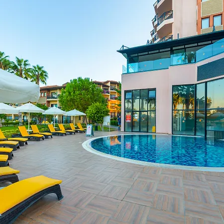 Justiniano Club Park Conti Okurcalar
