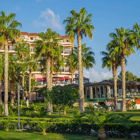Justiniano Park Conti 5* Okurcalar