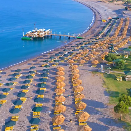 Rezort Justiniano Park Conti Okurcalar