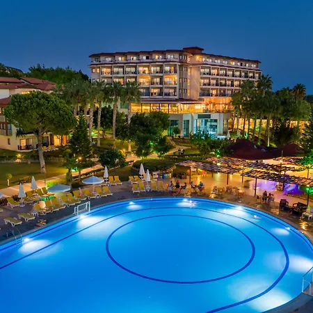 Justiniano Park Conti 5* Okurcalar