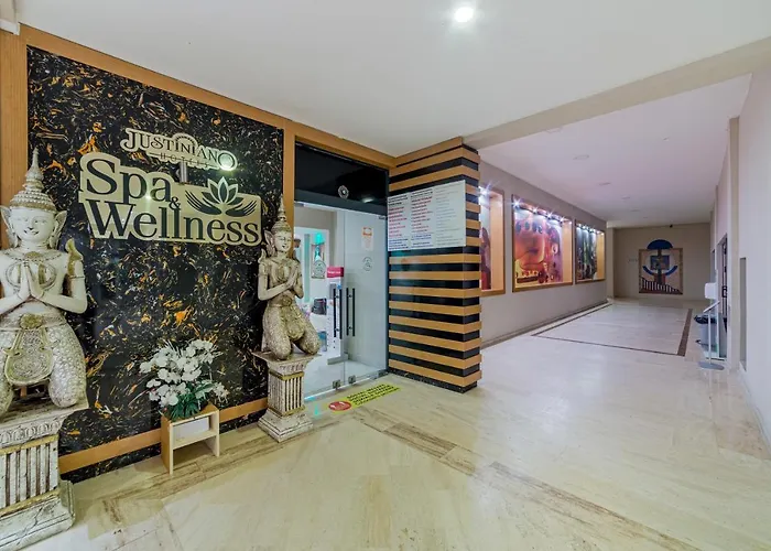 Justiniano Park Conti