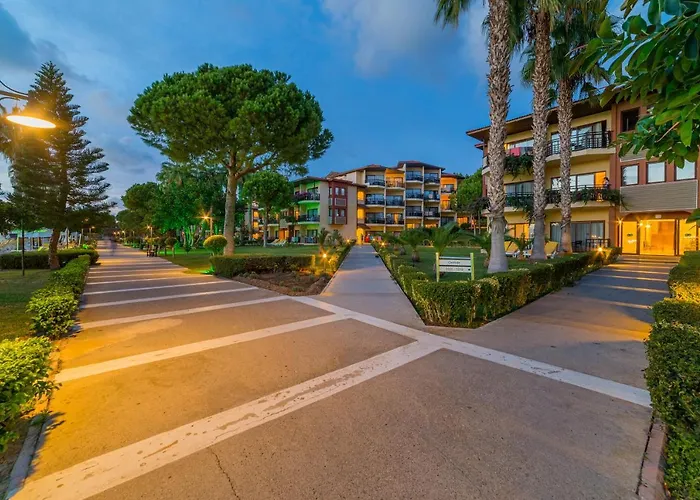 Resort Justiniano Park Conti 4*