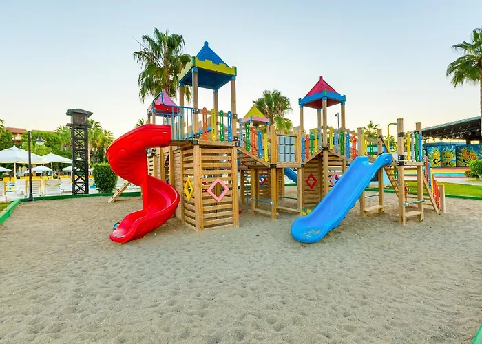 Justiniano Park Conti Okurcalar