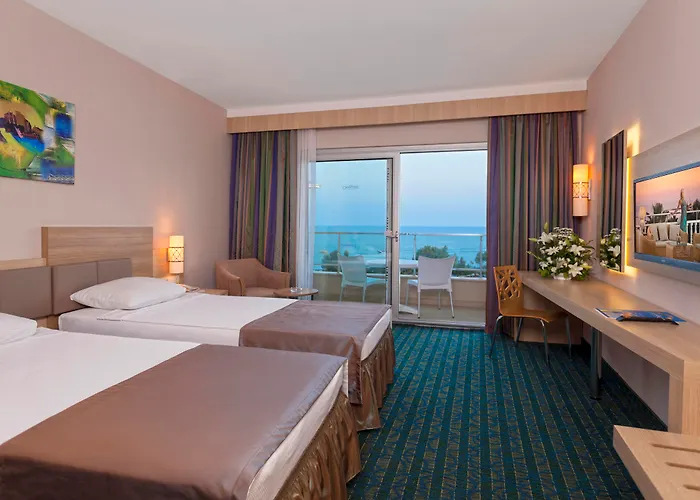 Justiniano Park Conti Resort