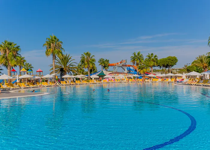 Justiniano Park Conti Rezort Okurcalar