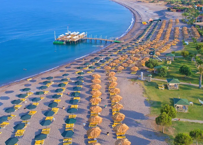 Resort Justiniano Park Conti Okurcalar